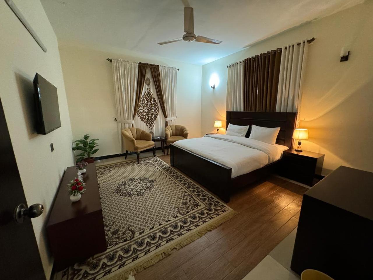 Отель Park View Residency Исламабад Экстерьер фото